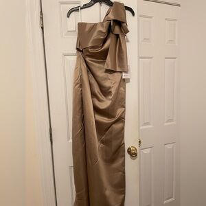 Luxurious Satin One-Shoulder Maxi Dress